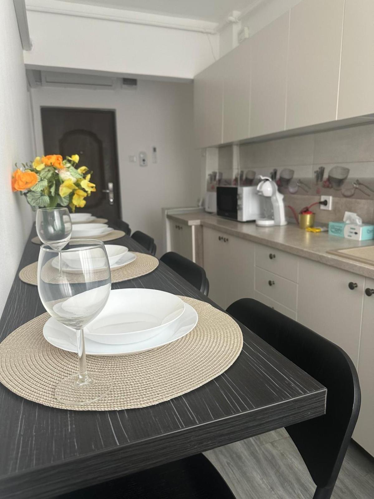 Apartament 2 Cam Cetate 알바루리아 외부 사진