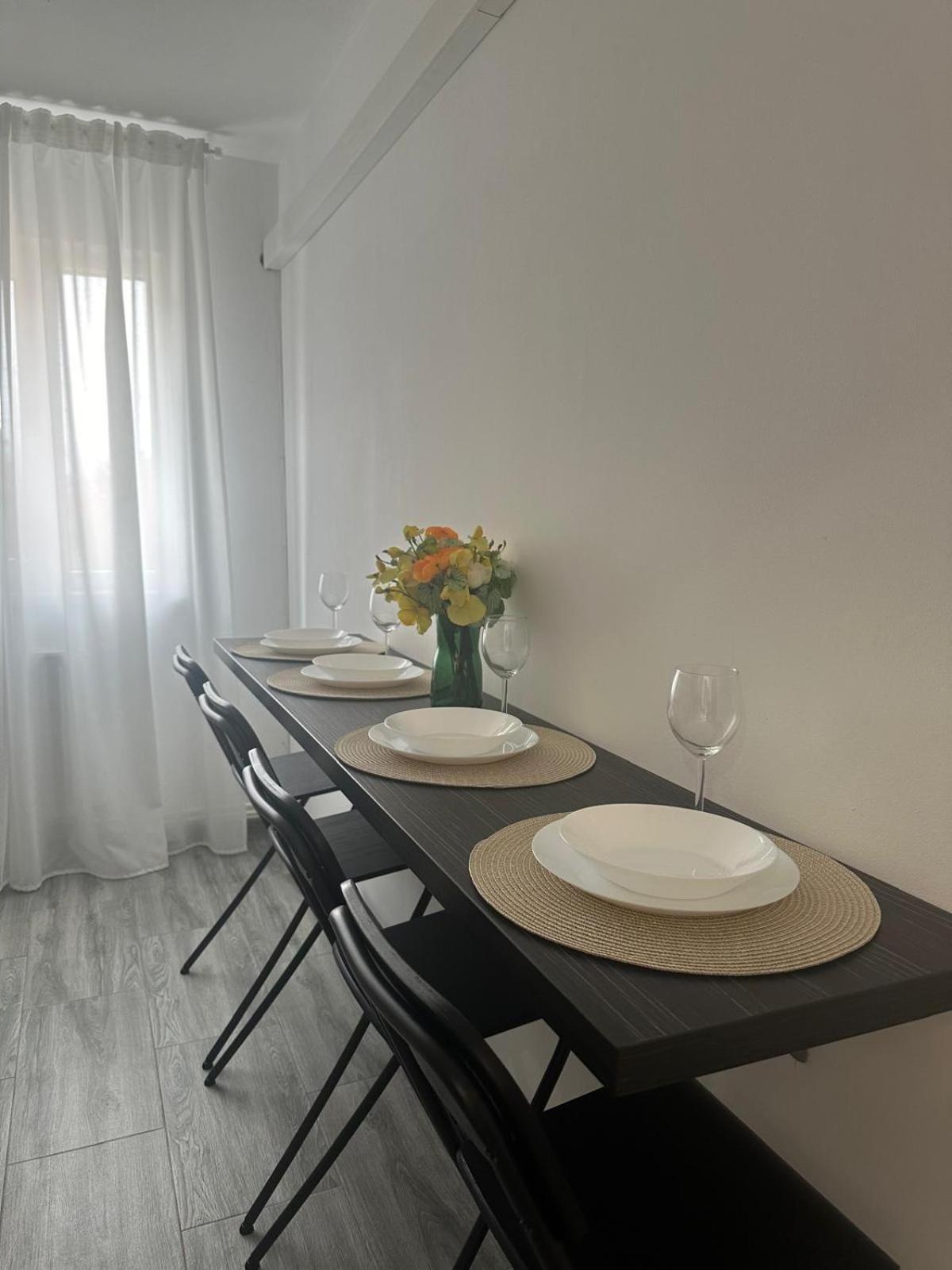 Apartament 2 Cam Cetate 알바루리아 외부 사진